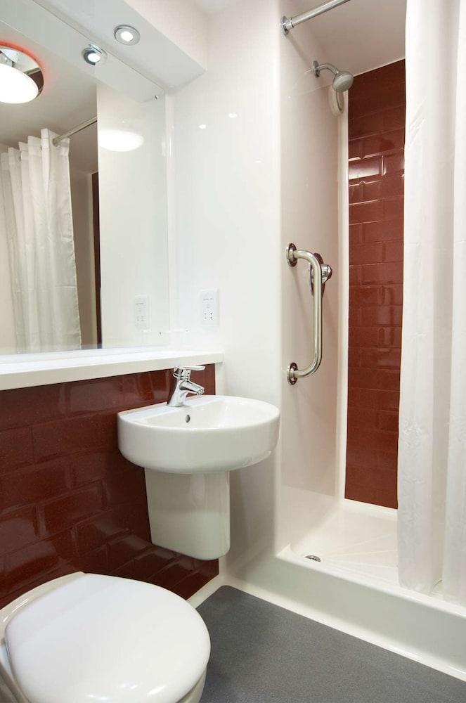 Travelodge Cameron Toll Hotel Edynburg Zewnętrze zdjęcie