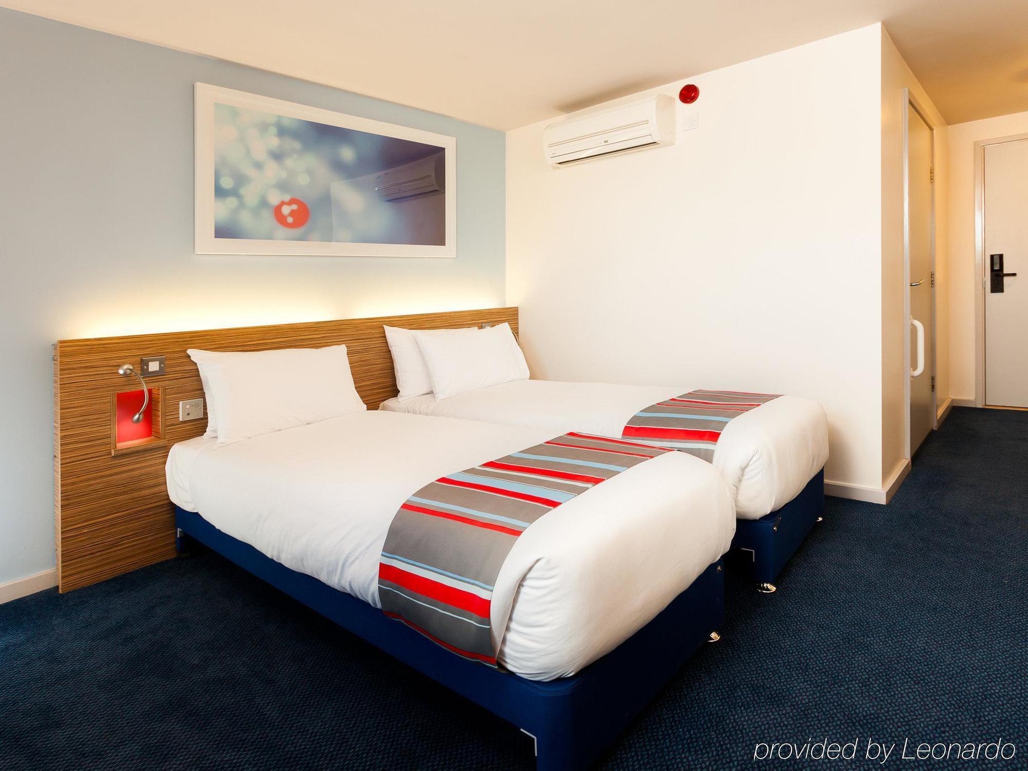 Travelodge Cameron Toll Hotel Edynburg Zewnętrze zdjęcie